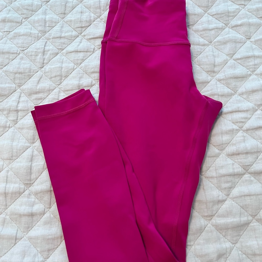 Lululemon Wunder Under Luxtreme 25 in legging